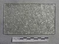 Glasscheibe nach Verklebung und Ergänzung von Fehlstellen